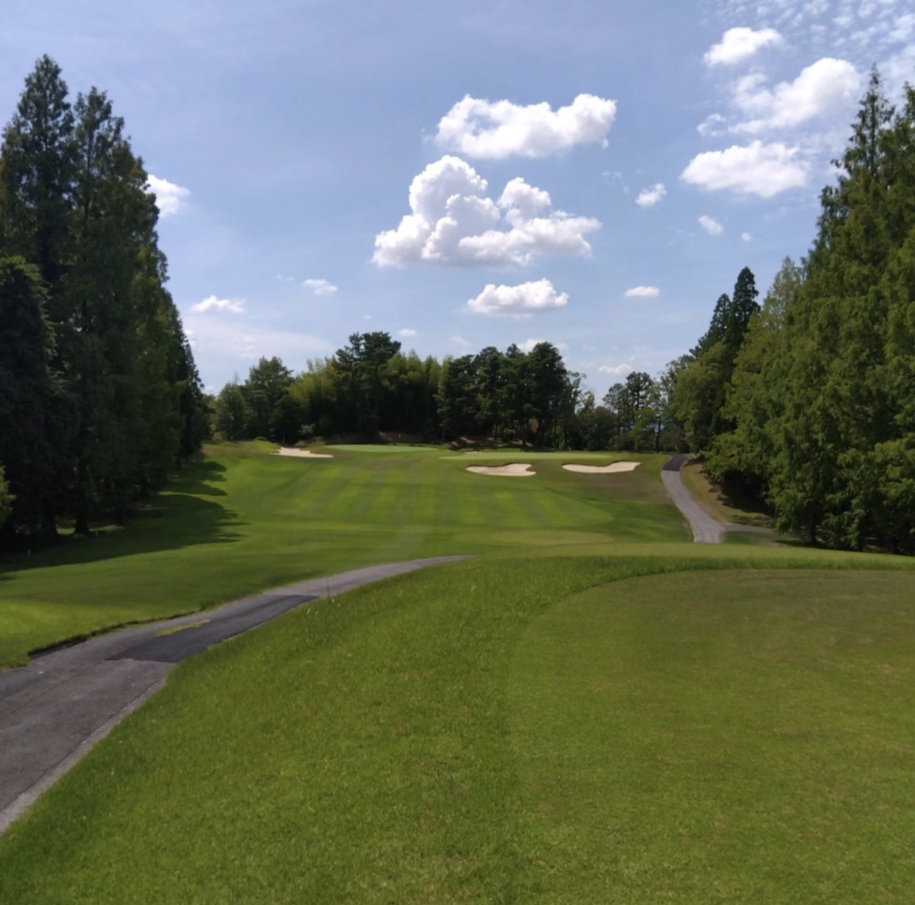 Biwako Country Club - fairway view with sand bunkers and trees